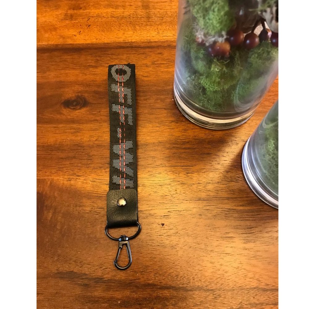 Off-White Lanyard Black Keychain Short Neck Strap